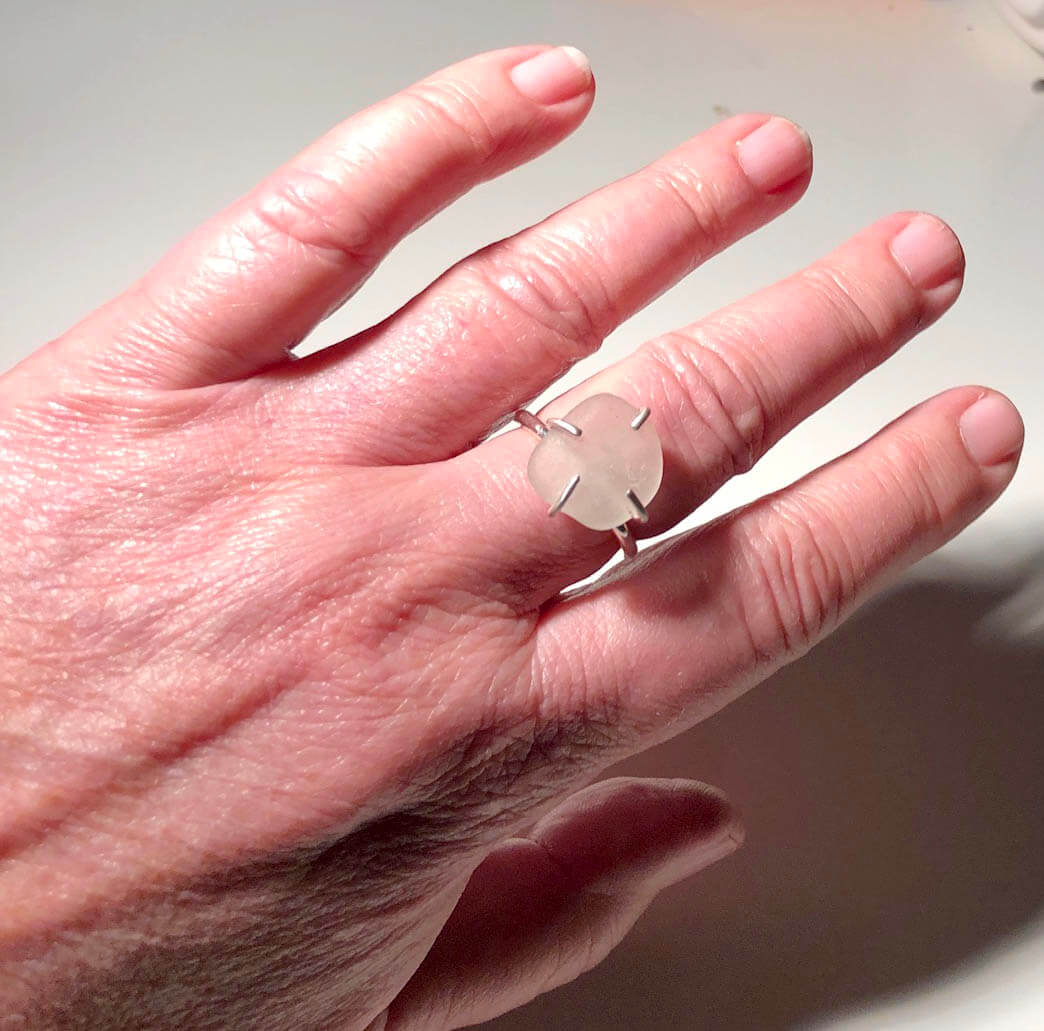 Silverring med strandglas BlekeSilverring med strandglas Bleke