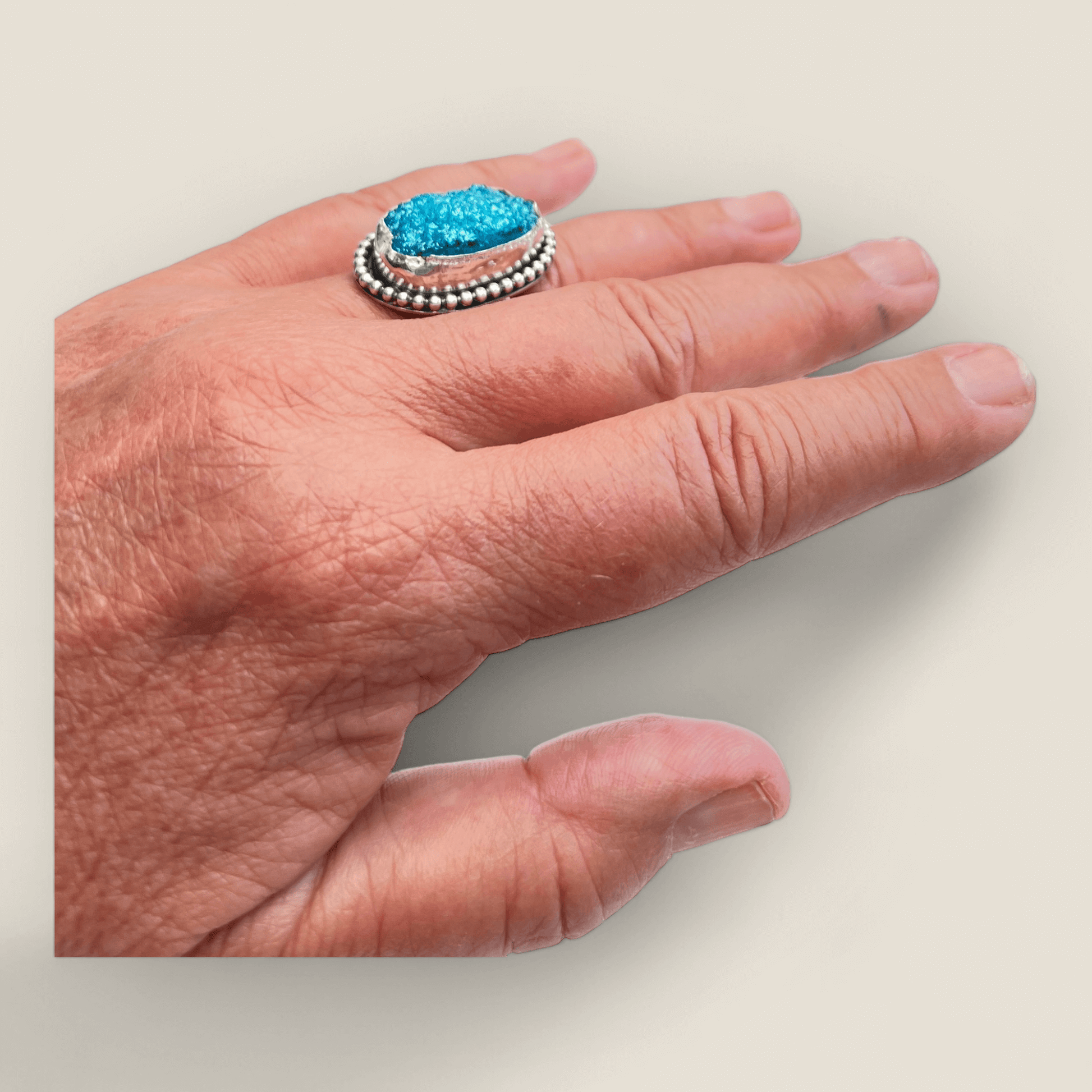 Statement-ring i silver med turkos druzy agat