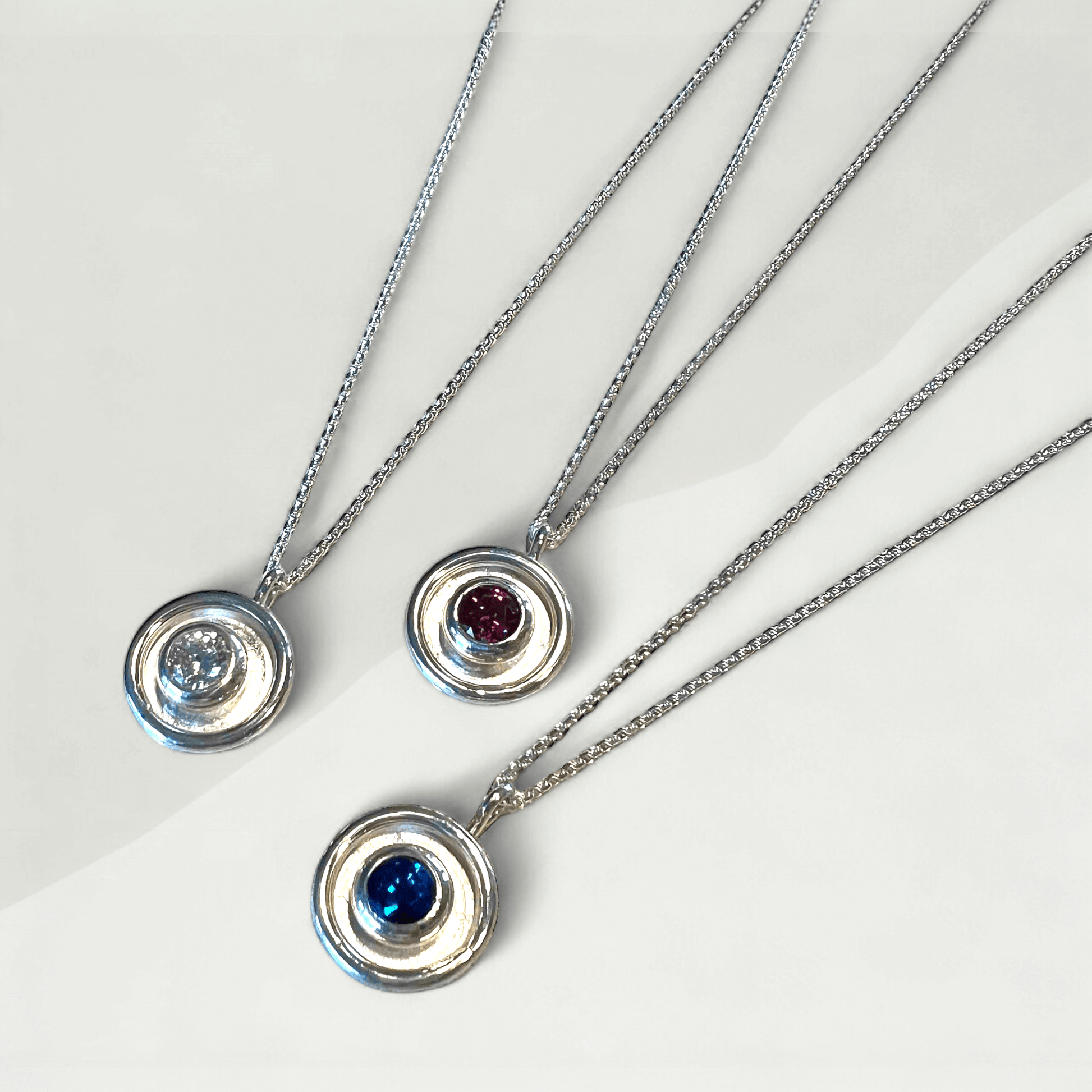 Silverhalsband Planet