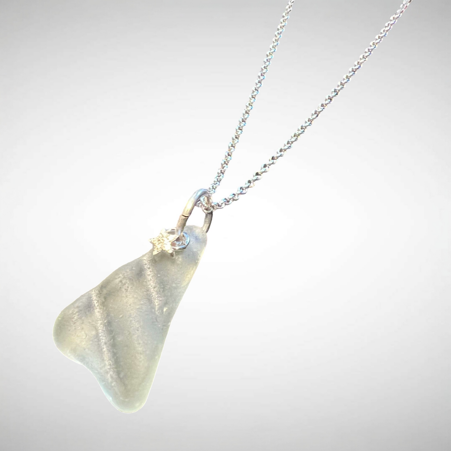 Silverhalsband med strandglas