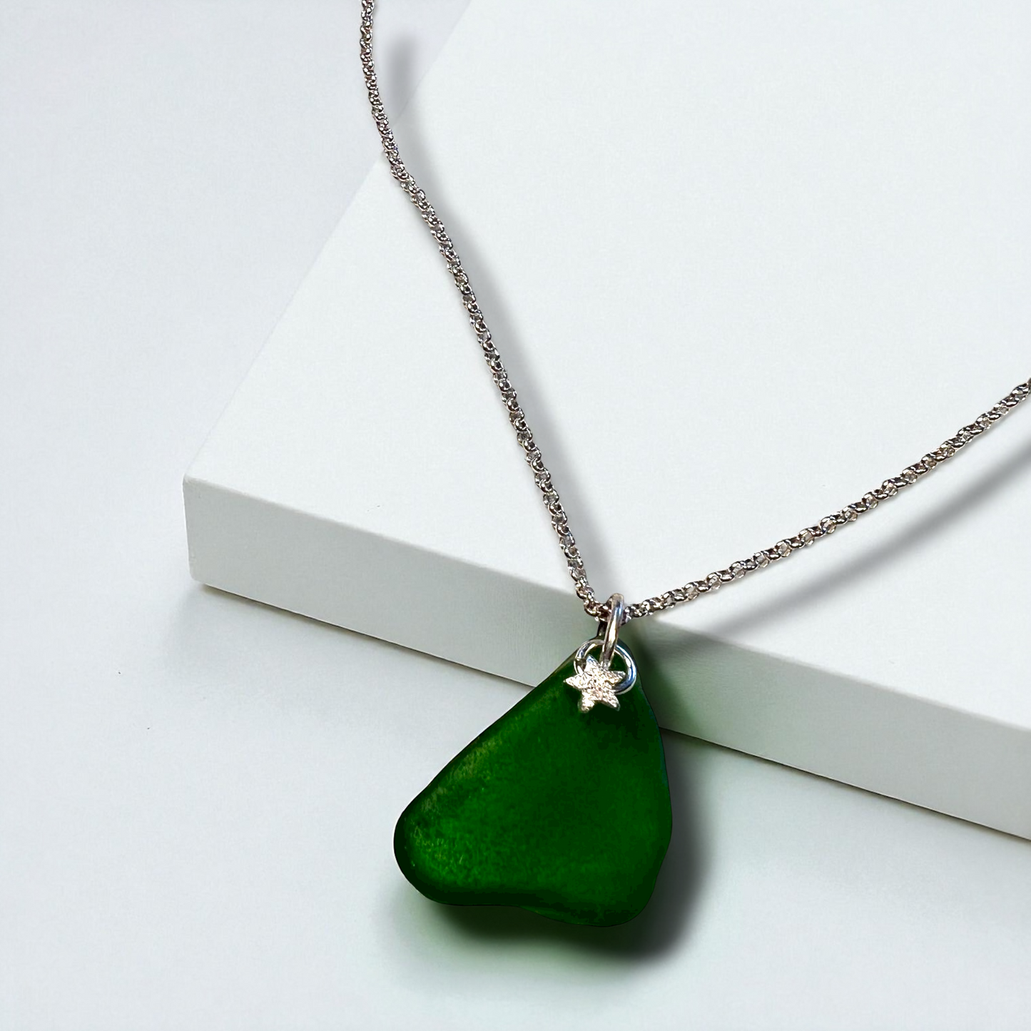 Silverhalsband  med strandglas