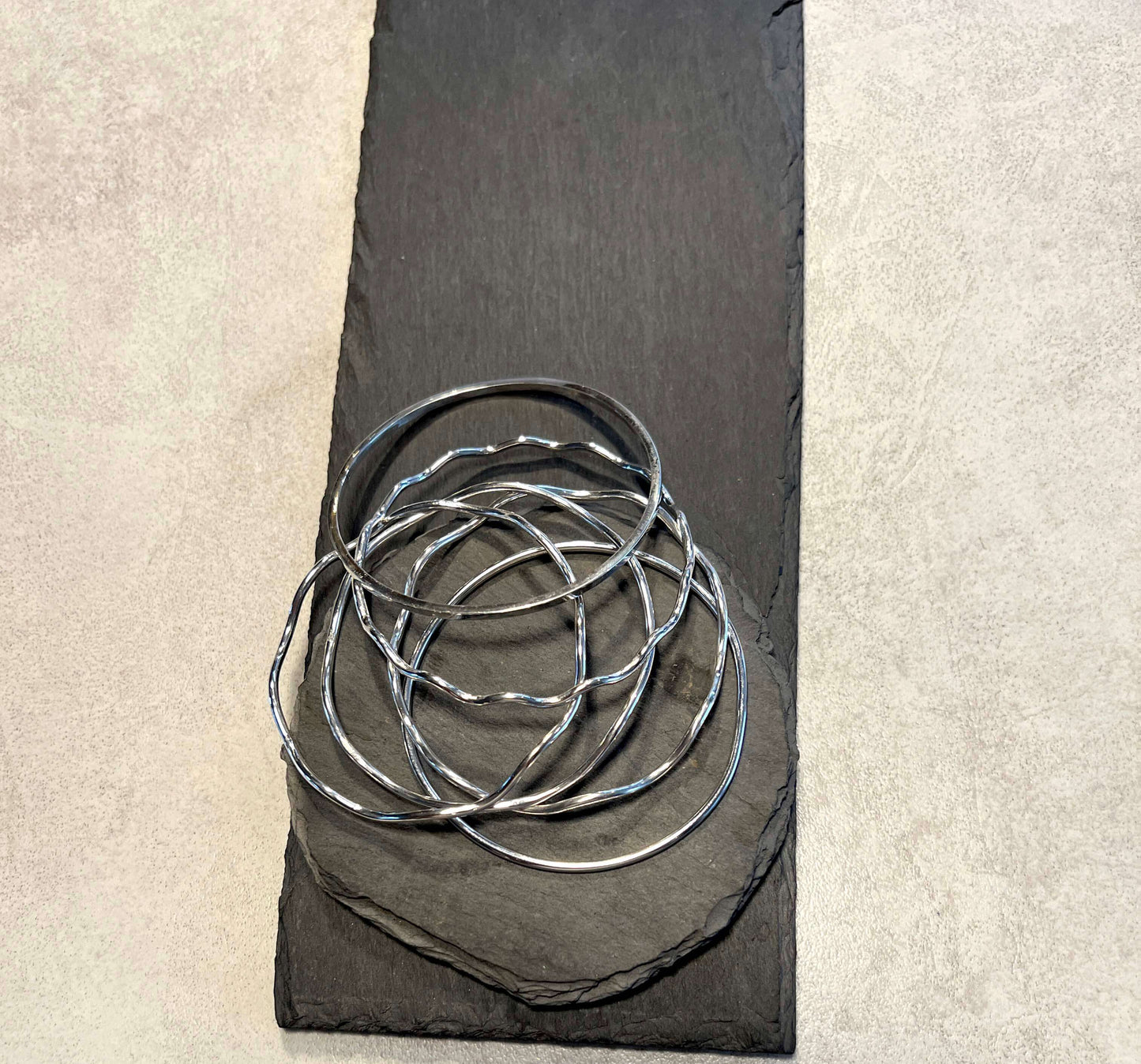 Bangles Waves