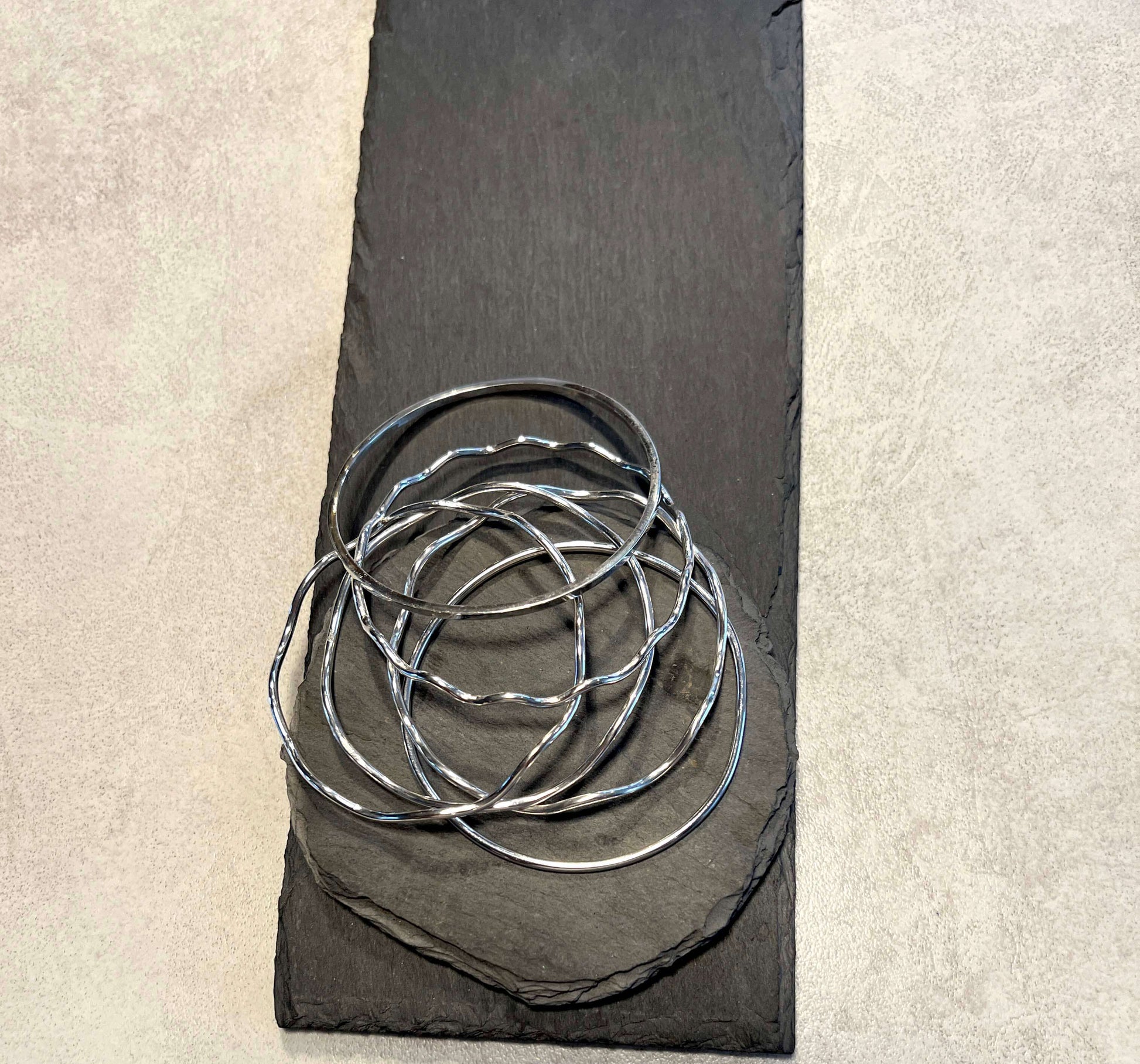 Bangles Waves