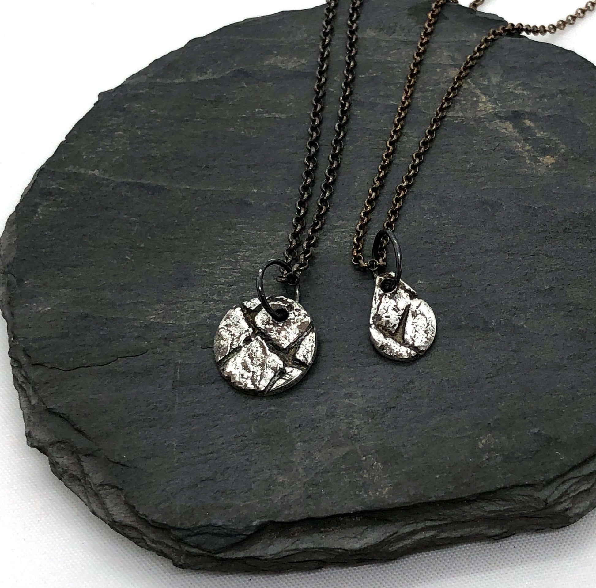 Silverhalsband Cobblestone 1