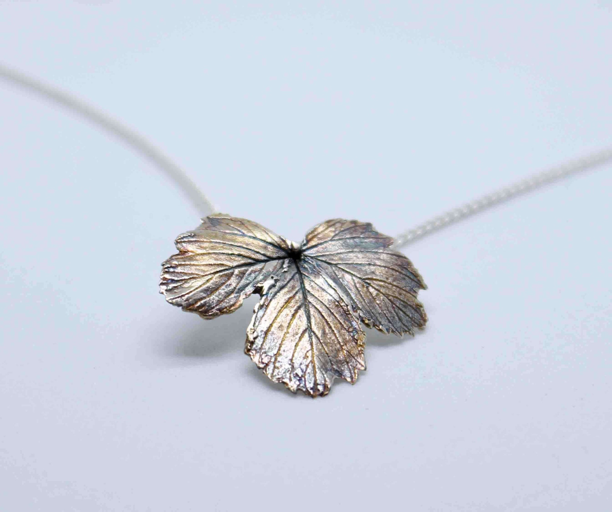 Silverhalsband Smultron 3