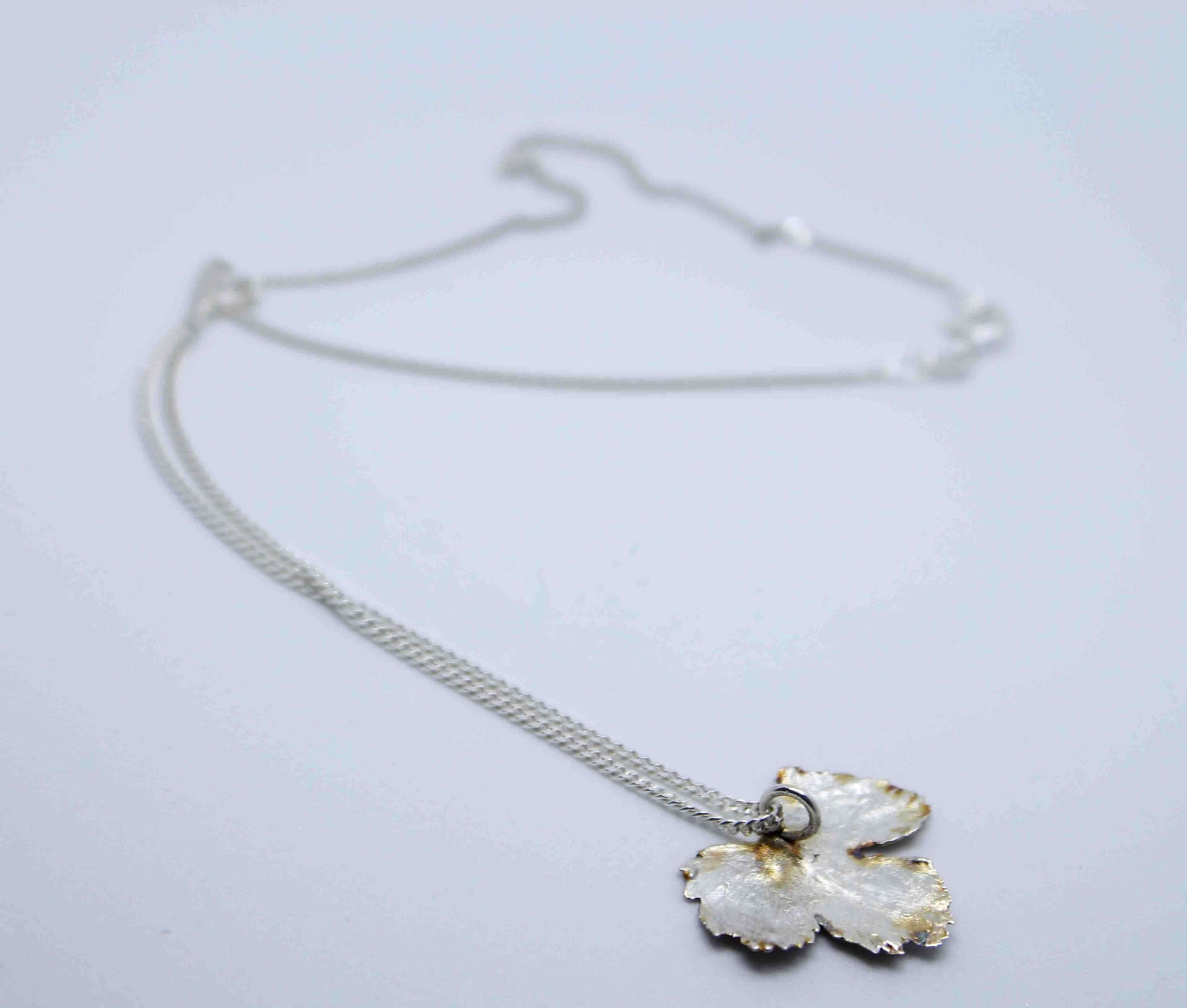 Silverhalsband Smultron 3