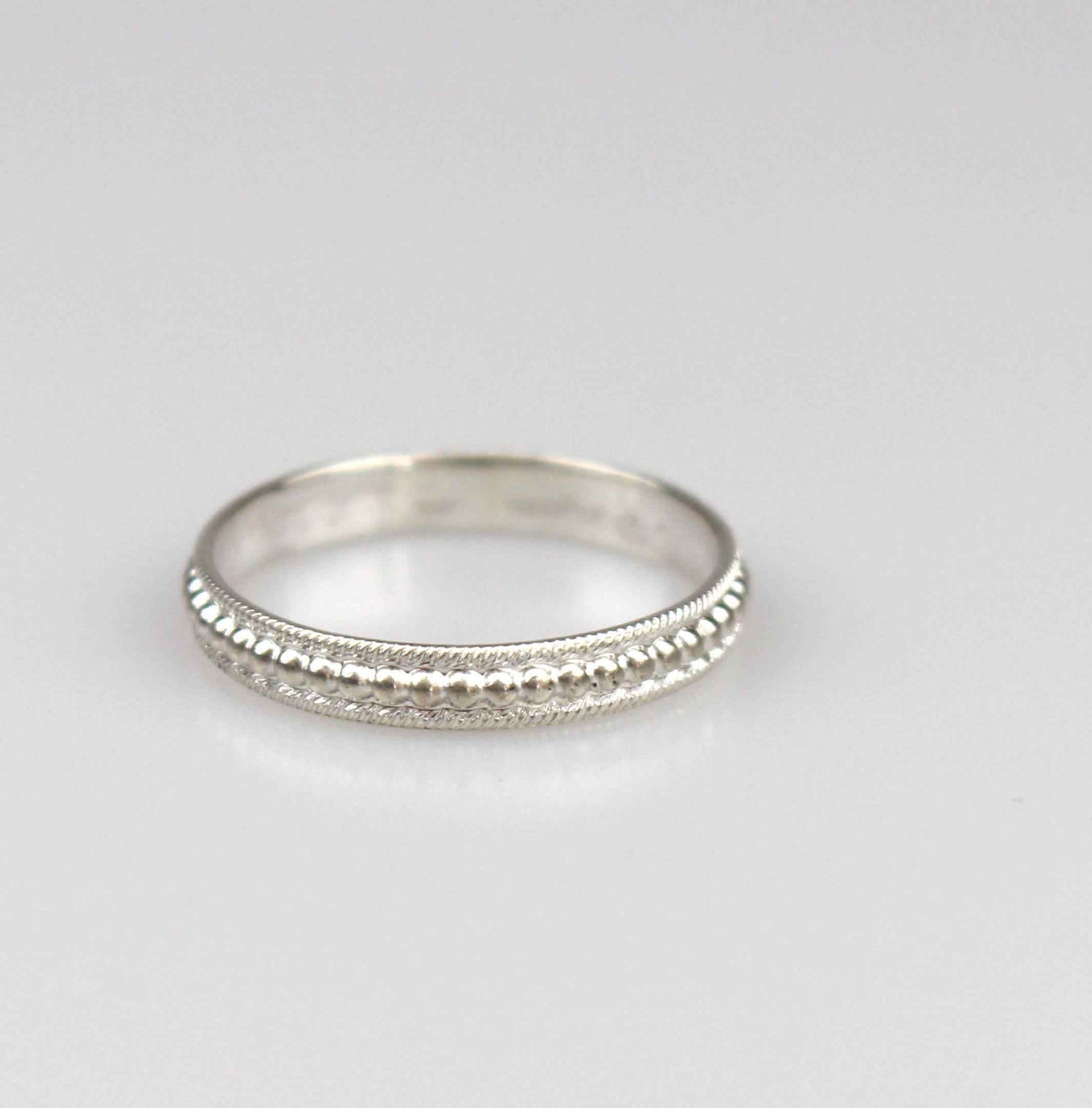 Silverring Tone
